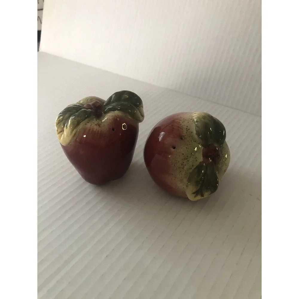 Apple Salt & Pepper Shakers Apple Shaped By Tender Heart Treasures